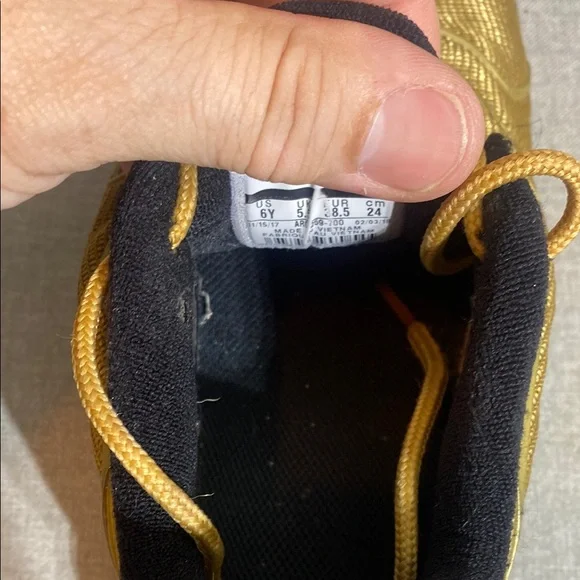 Nike Air Max Plus TN BG Metallic Gold Red Reflective AR0259-700 Youth US Size 7Y - Picture 8 of 12